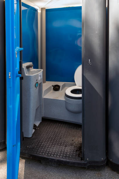 Portable Toilet Options We Offer in Staunton, IL