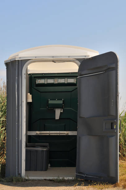 Best Portable toilet rental cost  in Staunton, IL